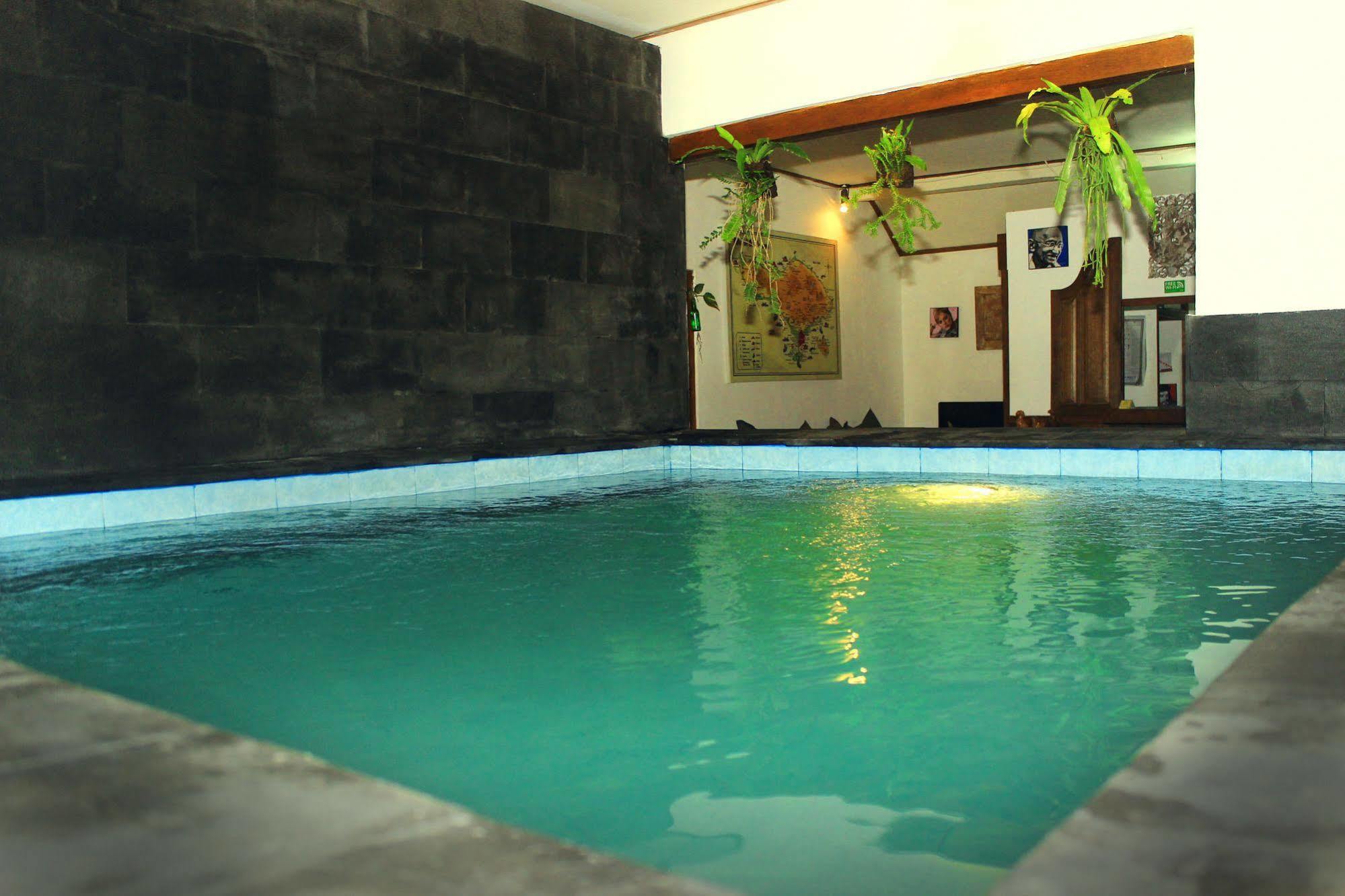 우붓 Friendly House Bali 호스텔 외부 사진